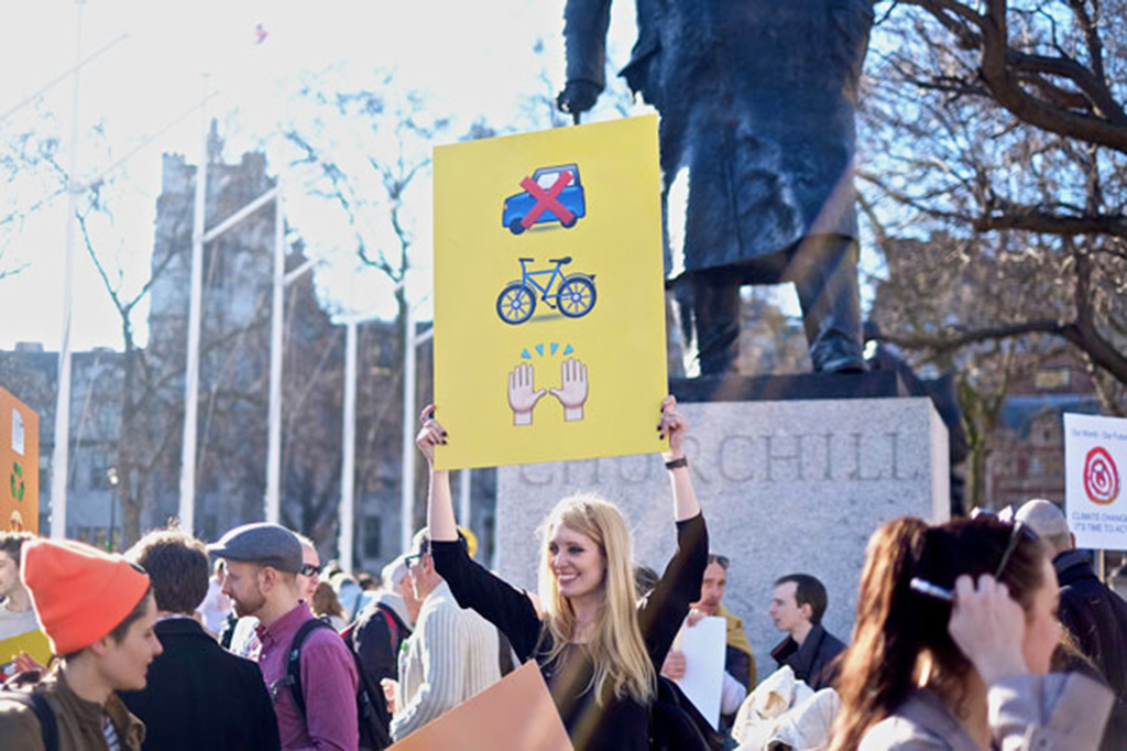 protestos-sem-palavras-usam-emojis